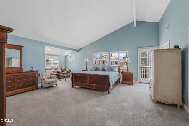 1230 Mandalay Beach Road, Oxnard CA: https://media.crmls.org/mediaz/3a125d54-0082-4ac8-aebd-50bd4a4db36d.jpg
