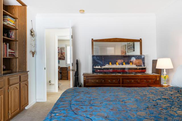 523 Maple Street, San Mateo CA: https://media.crmls.org/mediaz/3a12c173-f4b9-4b6b-ba82-176582fa5c2f.jpg