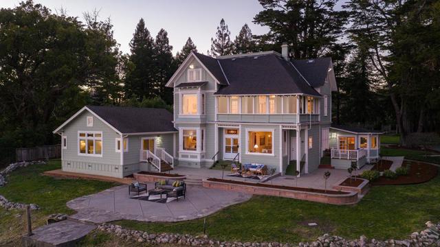 535 Highland Avenue, Santa Cruz CA: https://media.crmls.org/mediaz/3a13bdd9-4d76-4133-9430-7afec40dbead.jpg