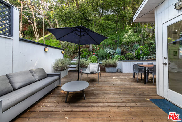 8328 Kirkwood Drive, Los Angeles CA: https://media.crmls.org/mediaz/3a14fc0d-4bac-4084-85ac-e3f569a5ba65.jpg