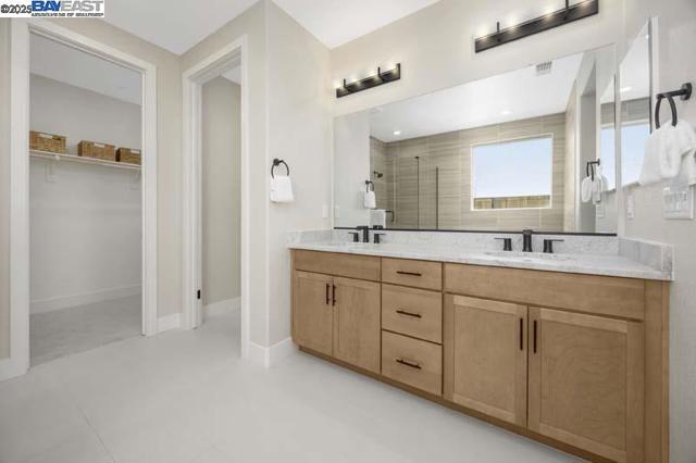 503 E Fiorino Street, Mountain House CA: https://media.crmls.org/mediaz/3a154a30-dfdc-4879-930b-3316a8016891.jpg