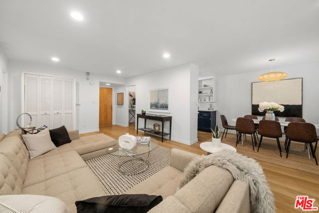 2929 Waverly Drive, Los Angeles CA: https://media.crmls.org/mediaz/3a159001-e072-4cd0-bbe7-430ccc43eaa6.jpg
