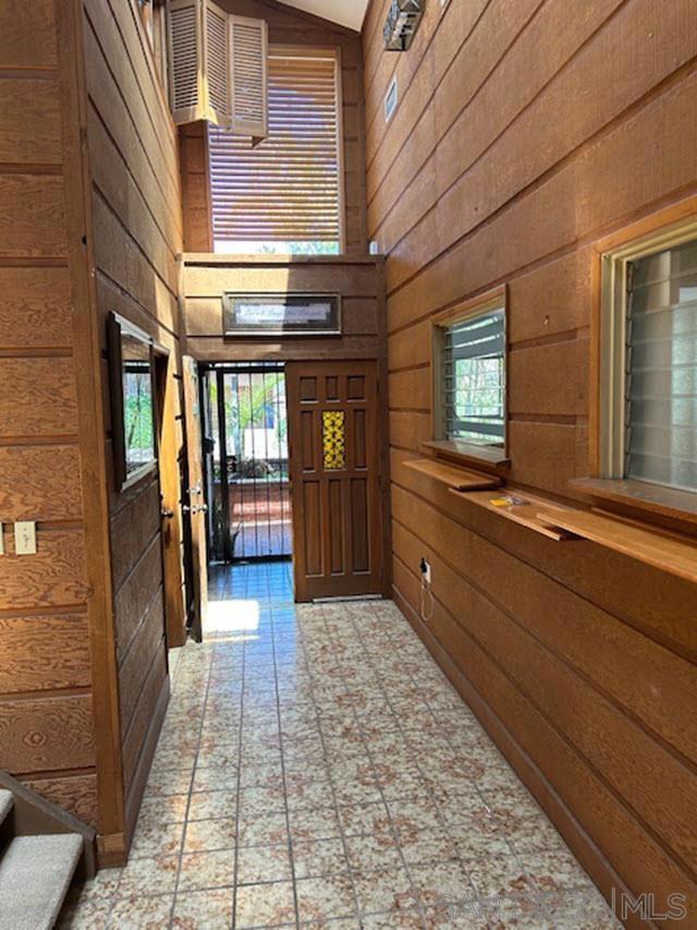 3154 Lloyd St, San Diego CA: https://media.crmls.org/mediaz/3a163897-5c3f-4a59-81c3-08537f8fc82d.jpg