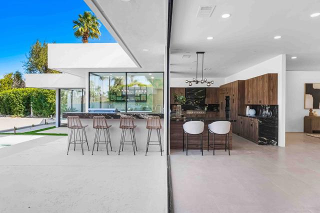70630 Boothill Rd, Rancho Mirage CA: https://media.crmls.org/mediaz/3a16d28b-ba86-4c6f-a20a-b9d1275e7c7e.jpg