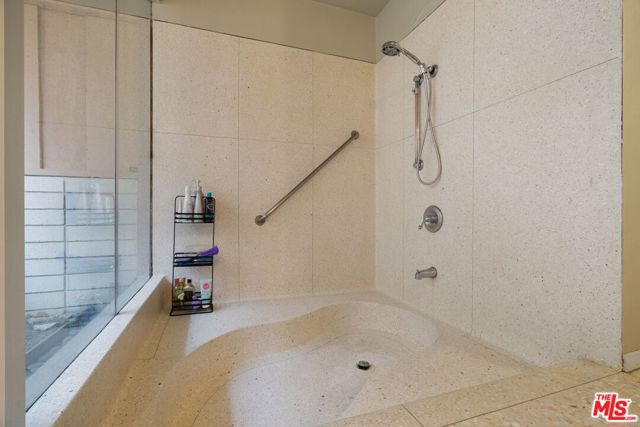 6847 Crest Road, Rancho Palos Verdes, California 90275, 4 Bedrooms Bedrooms, ,3 BathroomsBathrooms,Residential,Sold,Crest,25498791