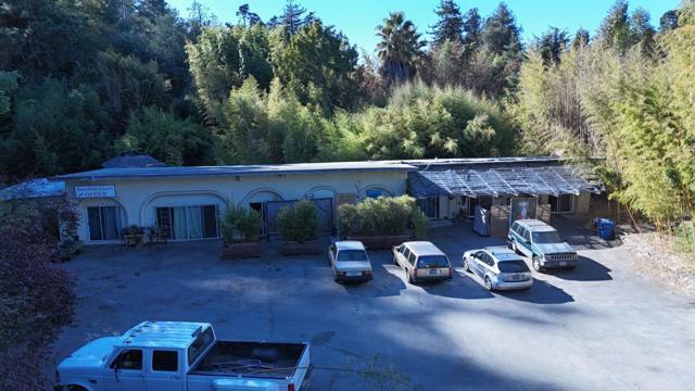 5601 Freedom Boulevard, Aptos CA: https://media.crmls.org/mediaz/3a192589-7b39-4399-959c-d8700a445426.jpg