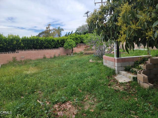 1963 Sorrel Street, Camarillo CA: https://media.crmls.org/mediaz/3a19455f-fc4f-43ec-91ab-18597d684f44.jpg