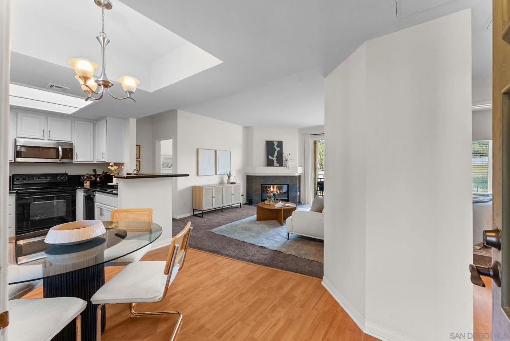 2250 Camino De La Reina - photo 4