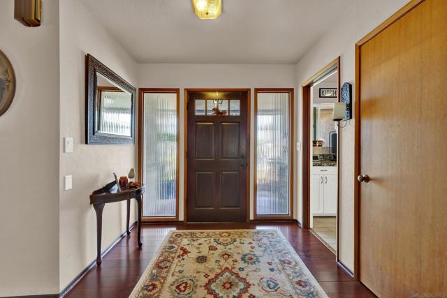 1945 Wedgemere Road, El Cajon CA: https://media.crmls.org/mediaz/3a1a39f4-29d6-4edc-91d7-f3b81f68a57e.jpg