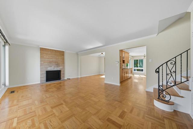 211 Anita Drive, Millbrae CA: https://media.crmls.org/mediaz/3a1a711c-3b18-4828-90d6-39b79236176e.jpg