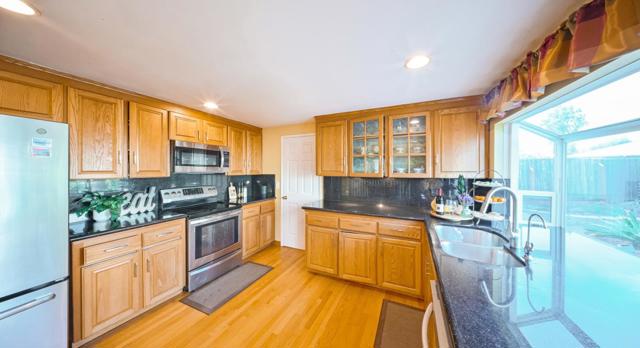 Image 12 of 24 For 1158 Gurney Court