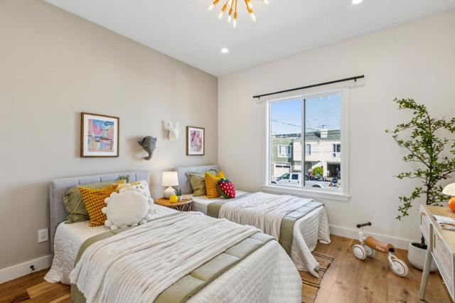 2271 40th Avenue, San Francisco CA: https://media.crmls.org/mediaz/3a1bbb16-7cf8-4ca8-9233-17e0703ecf02.jpg
