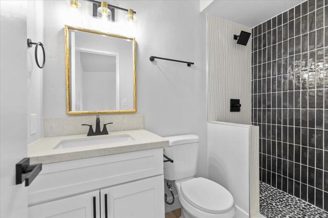 9255 Fairlawn St, Santee CA: https://media.crmls.org/mediaz/3a1bee1f-9aec-4142-b50b-fb2a92477393.jpg