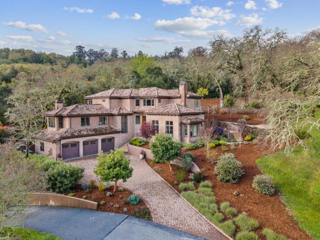 4 Buck Meadow Drive, Portola Valley CA: https://media.crmls.org/mediaz/3a1d1980-3f9a-45ef-89bf-fae5ced4de5c.jpg
