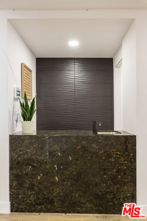 1210 N Kings Road, West Hollywood CA: https://media.crmls.org/mediaz/3a1d382f-6079-4d39-8c41-e96066fee6f6.jpg