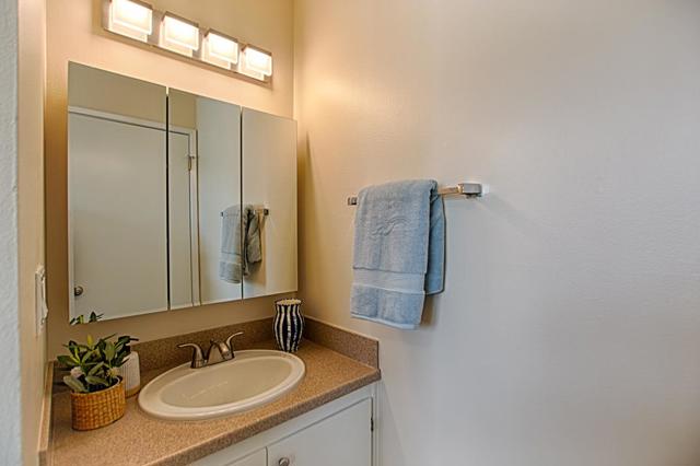 106 Palo Verde Terrace, Santa Cruz CA: https://media.crmls.org/mediaz/3a1e9037-d368-40e3-b7d6-2e8a66b892c1.jpg