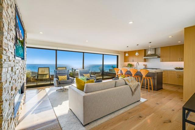 Image 4 of 60 For 544 Beach Drive