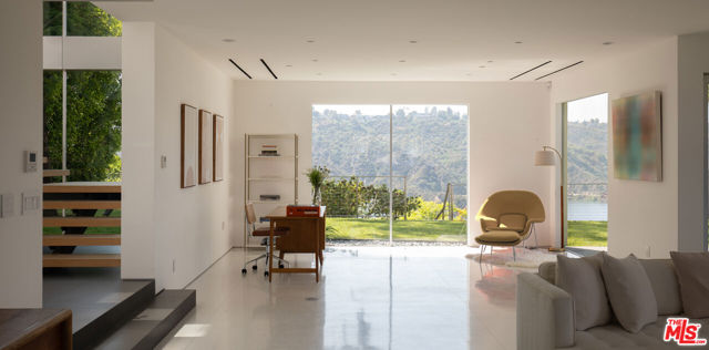 1920 Rial Lane, Los Angeles CA: https://media.crmls.org/mediaz/3a1f46e7-0f2b-46aa-a100-1bb7fe3bc871.jpg