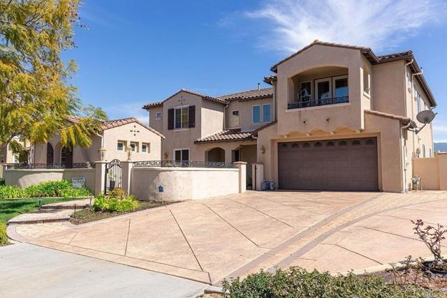 2856 Falling Waters Court, Chula Vista CA: https://media.crmls.org/mediaz/3a202806-cb65-4852-bcb2-b7a00e8efcbd.jpg