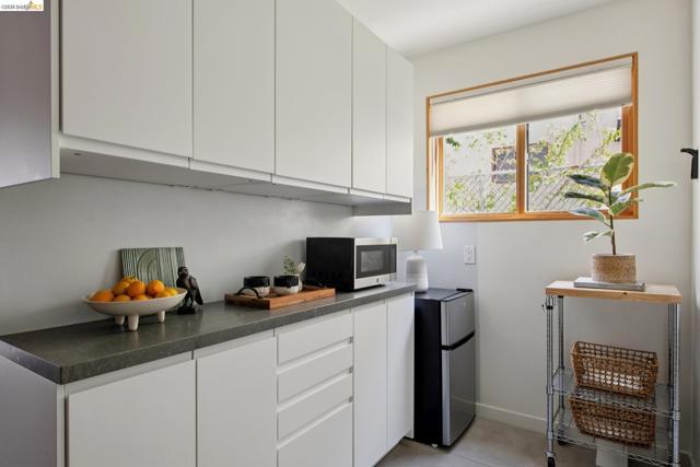 Image 40 of 60 For 1260 63rd St.