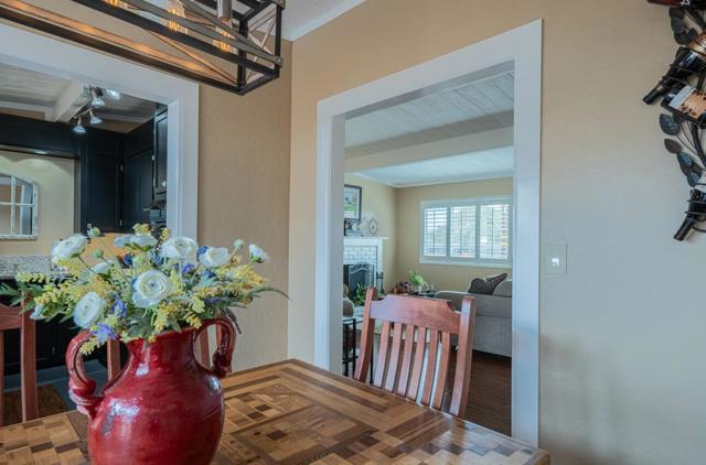 3093 Salinas Avenue, Marina CA: https://media.crmls.org/mediaz/3a2141fe-8ba9-41e0-a65a-f428db990f9a.jpg
