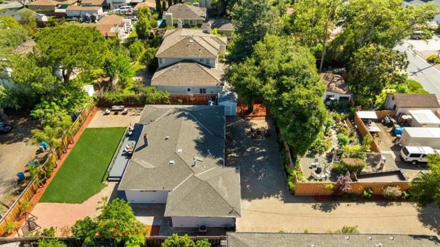 10530 Santa Lucia Road, Cupertino CA: https://media.crmls.org/mediaz/3a219b82-a65d-4194-8b0f-756df1ffba42.jpg