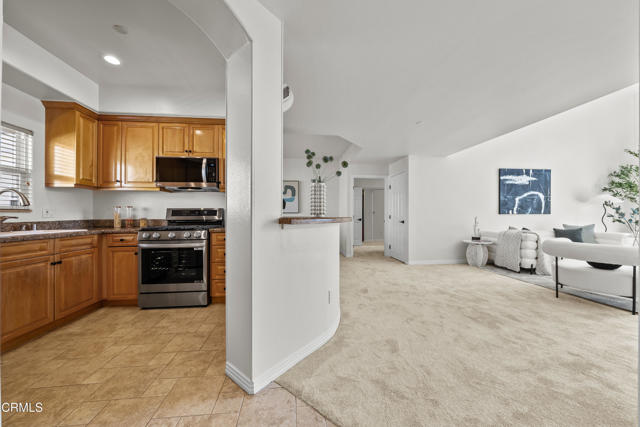 Detail Gallery Image 6 of 34 For 4400 Cartwright Ave #301,  North Hollywood,  CA 91602 - 2 Beds | 2 Baths