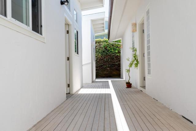 745 Las Olas Drive, Aptos CA: https://media.crmls.org/mediaz/3a249420-3bf3-4aae-bf47-065a2c64a7c2.jpg