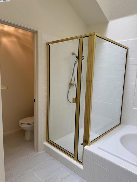 119 Heritage Park Dr, Danville CA: https://media.crmls.org/mediaz/3a24b09c-e336-41b3-a6be-2ad4f5e2e63a.jpg
