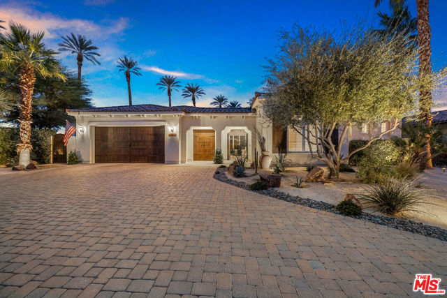 81945 Elynor Court, La Quinta CA: https://media.crmls.org/mediaz/3a254eff-d79e-499f-8e72-7a76026180ae.jpg