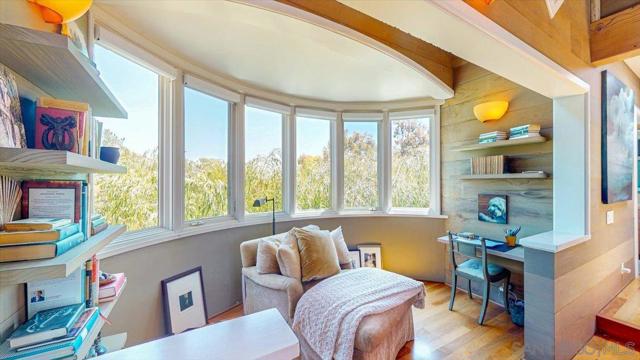13027 Via Latina, Del Mar CA: https://media.crmls.org/mediaz/3a25cea6-738a-4cbe-b000-4089f4b2cace.jpg