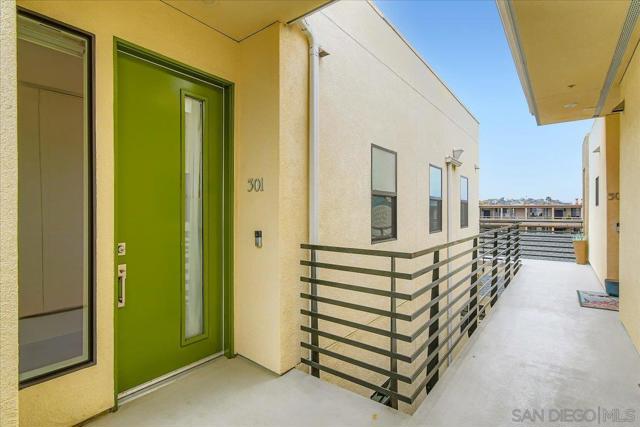 3128 Canon St, San Diego CA: https://media.crmls.org/mediaz/3a262e83-8f0b-4e2f-8972-c63f7d6f1b1b.jpg