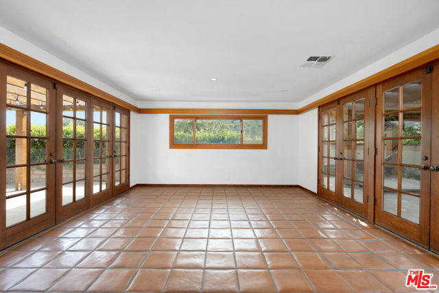 5942 Paseo Canyon Drive, Malibu CA: https://media.crmls.org/mediaz/3a267c11-dfc5-4bfa-8c75-9ae463261aef.jpg