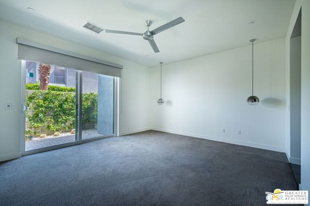 1007 Ziel Drive, Palm Springs CA: https://media.crmls.org/mediaz/3a26c8f6-7400-4cb7-bf60-ddcdd2fefae0.jpg