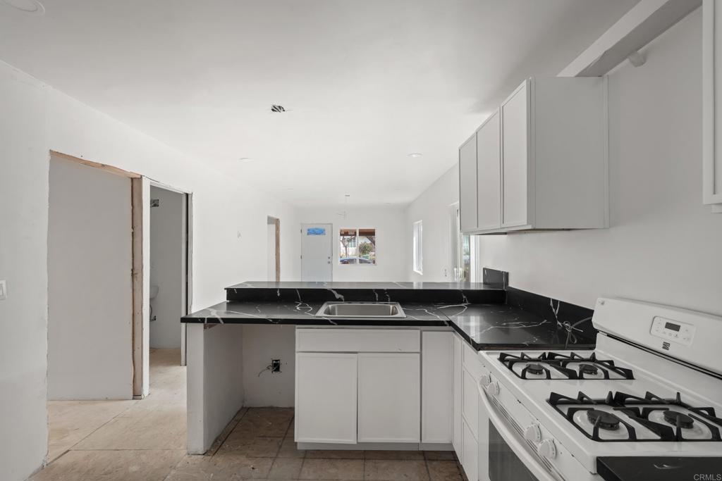 3067 J Street - photo 10