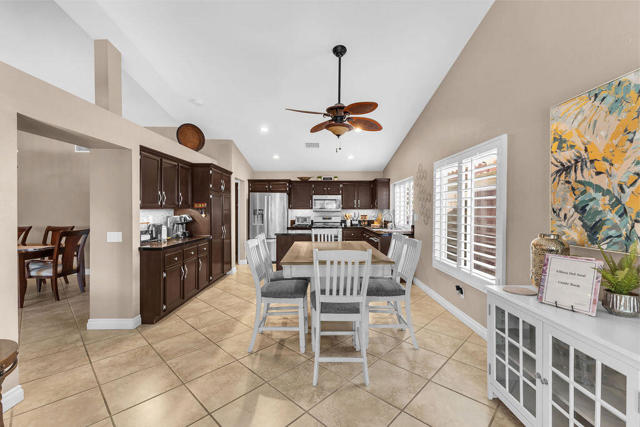 44310 Villeta Drive, La Quinta CA: https://media.crmls.org/mediaz/3a28253c-c103-4491-8a32-8665152fac46.jpg