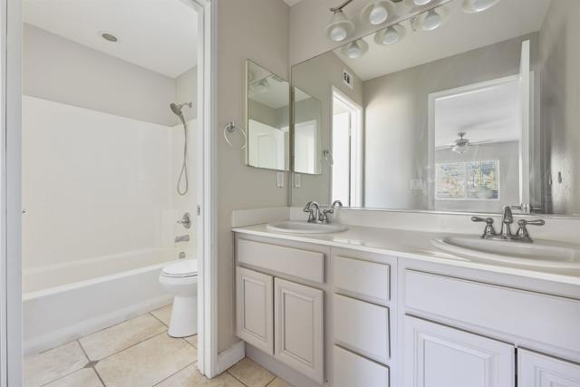 Detail Gallery Image 16 of 30 For 45808 Klamath Ct, Temecula,  CA 92592 - 3 Beds | 2/1 Baths