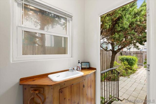 724 Ormond, San Diego CA: https://media.crmls.org/mediaz/3a293ab9-3ec2-455f-b0c8-be325f170342.jpg