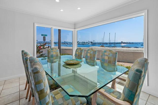 3366 Bayside Walk, San Diego CA: https://media.crmls.org/mediaz/3a299307-7d6b-428f-a555-2c3e92a52ca6.jpg