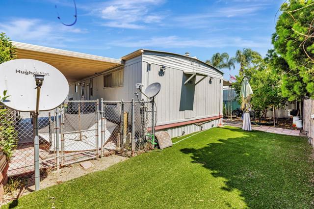 200 Burnett Avenue, Morgan Hill CA: https://media.crmls.org/mediaz/3a299d22-faef-4a83-bf3a-b89dfd3be576.jpg