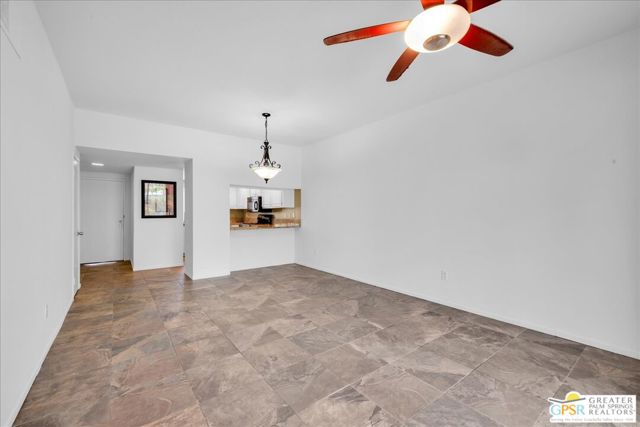 733 N Via Acapulco, Palm Springs CA: https://media.crmls.org/mediaz/3a2b67a9-3862-4973-9dd1-32daf20ca5a7.jpg
