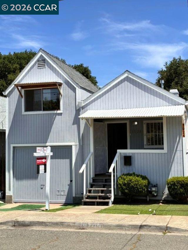 1924 Marin Street