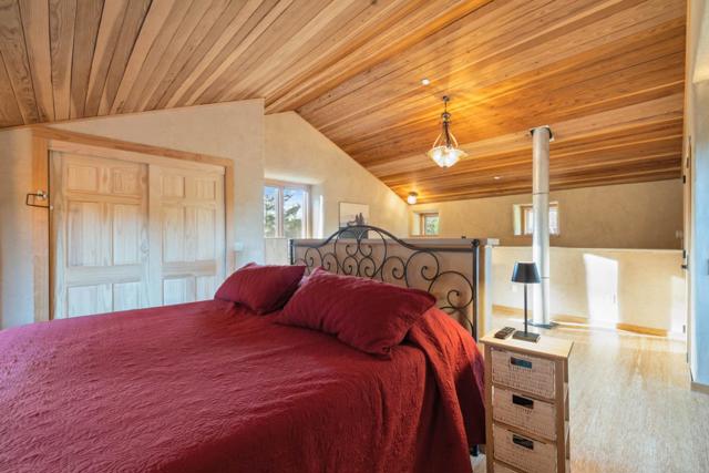 18010 Moonrise Road, Boulder Creek CA: https://media.crmls.org/mediaz/3a2d4809-ddd8-432b-bd66-fa11cffa8c5c.jpg