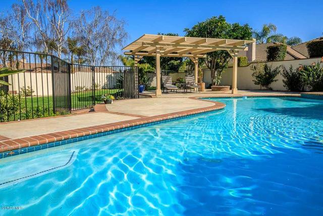 Wonderful Pool & Entertainment Area