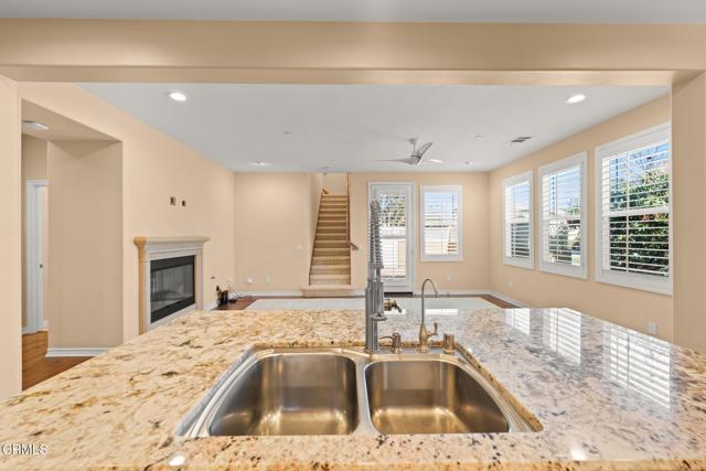 Detail Gallery Image 15 of 45 For 8265 Quartz St, Ventura,  CA 93004 - 3 Beds | 2/1 Baths
