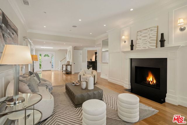 415 Palisades Avenue photo 4