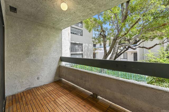 Detail Gallery Image 23 of 46 For 2308 Altisma Way #123,  Carlsbad,  CA 92009 - 2 Beds | 2 Baths