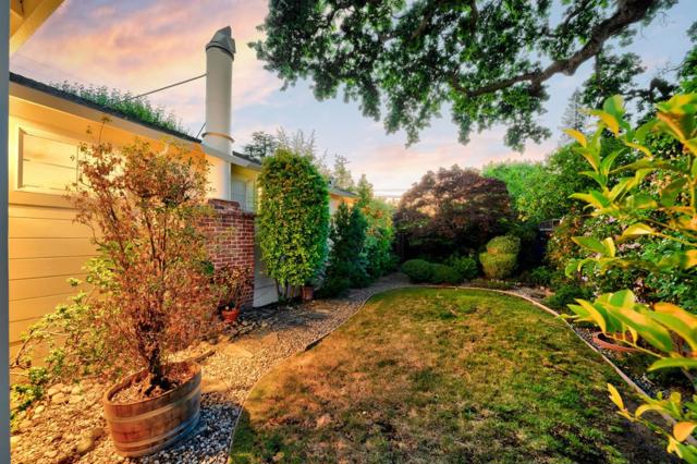 1405 Oakhurst Avenue, San Carlos CA: https://media.crmls.org/mediaz/3a319684-fd56-4de0-9177-0775d1d98325.jpg