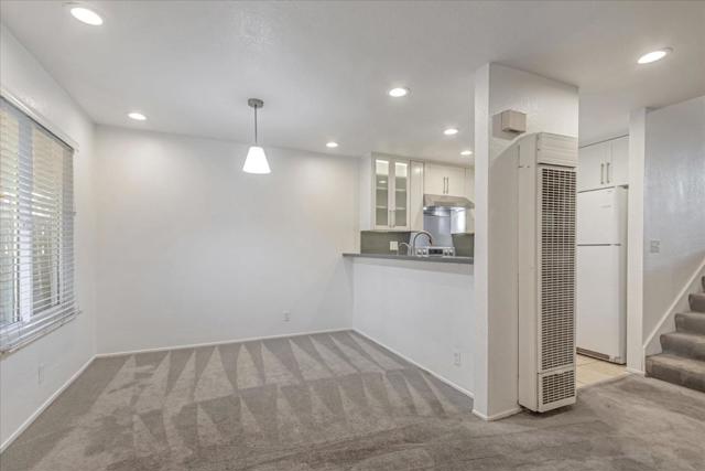 482 Coyote Creek Circle, San Jose CA: https://media.crmls.org/mediaz/3a31b61d-4e1c-4b6d-9e73-dc9a85383cbb.jpg