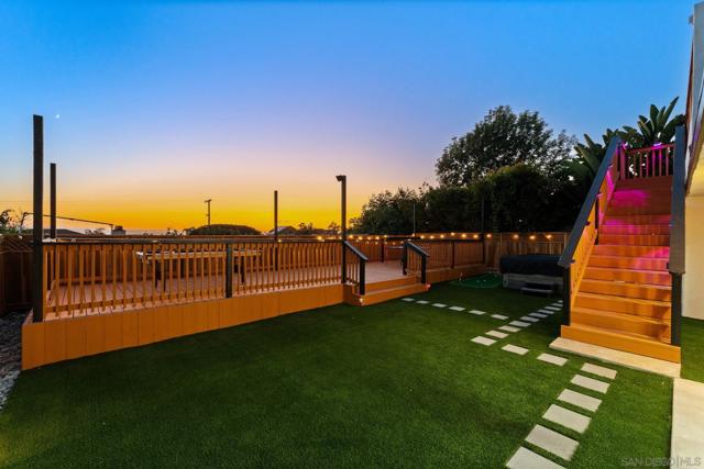 2736 Burgener Blvd, San Diego CA: https://media.crmls.org/mediaz/3a31e3e1-9e20-4bd7-8a59-9644ba7cf555.jpg
